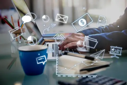 Imagem de capa do artigo: Comment Augmenter vos Ventes en 2025 avec le Marketing, les Ventes et la Technologie