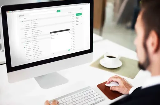 Imagem de capa do artigo: Deliverabilité de l'e-mail marketing : comment garantir que vos messages atteignent la boîte de réception ? Imagem de capa do artigo: Deliverabilité de l'e-mail marketing : comment garantir que vos messages atteignent la boîte de réception ?