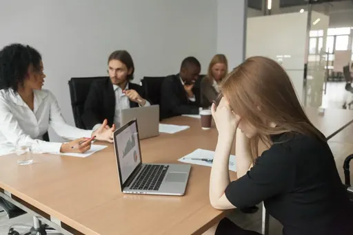 Imagem de capa do artigo: Entreprise stagnée : signes que le problème est l'acquisition de clients